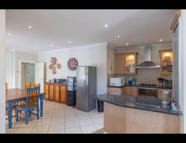 4 BEDROOM HOUSE FOR SALE IN SOMERSET HEIGHTS